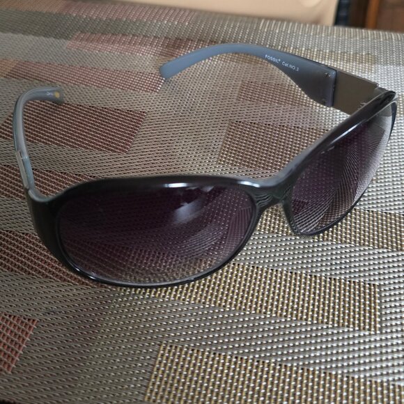 FOSSIL VINTAGE SAYLA Stylish Gray/Black PS3803001-59-17-123 Sunglasses - Picture 1 of 12